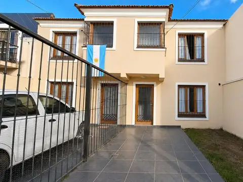 Casa en Alquiler en Zona Centro, Salta
