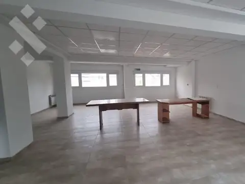 Oficina en Alquiler en Cipolletti, General Roca