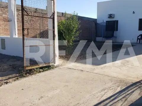Casa en Venta en Cipolletti, General Roca