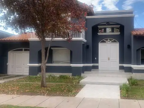 Casa en Venta en Godoy Cruz, Mendoza