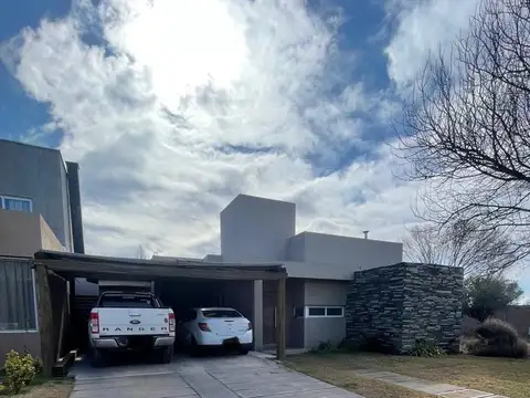 Casa en Venta en Lujan de Cuyo, Luján de Cuyo