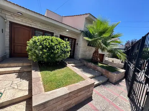 Casa en Venta en Coronel Dorrego, Guaymallén