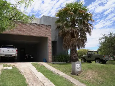 Casa en Alquiler en Las Canitas, Countries y Barrios Cerrados en Córdoba Capital