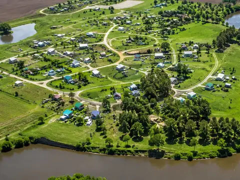 Terreno en Venta en Oliveros, Iriondo