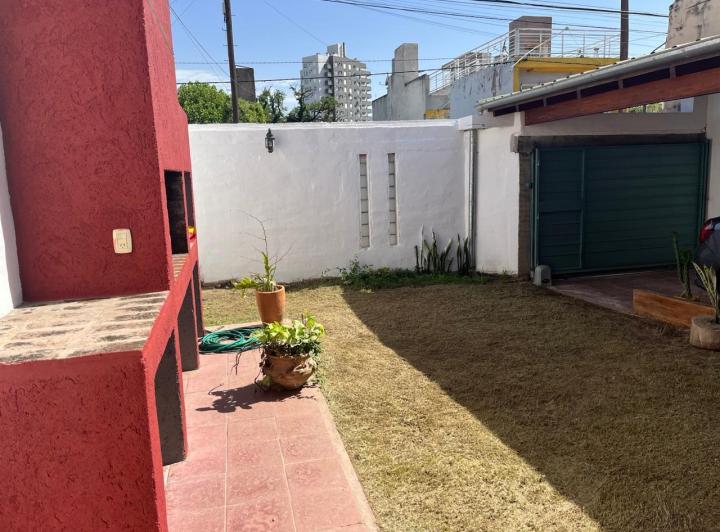 Casa · 134m² · 5 Ambientes · 2 Cocheras