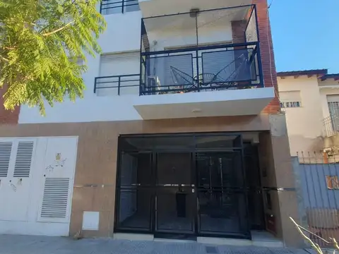 Departamento en Alquiler en Monte Castro, Capital Federal