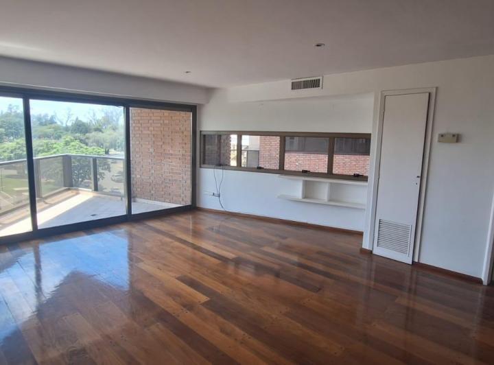 Departamento · 187m² · 5 Ambientes · 1 Cochera