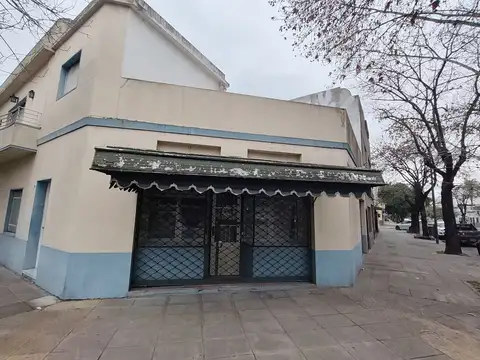 Local en Alquiler en Liniers, Capital Federal