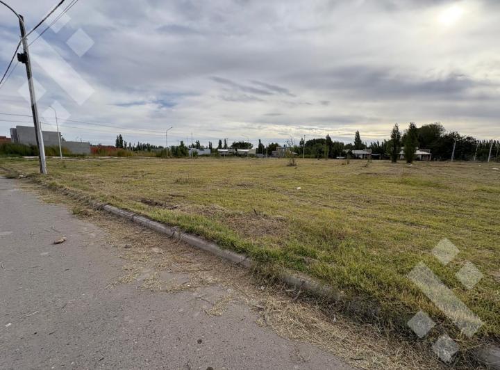 Terreno · 352m²