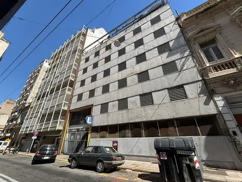Cochera en Venta en Monserrat, Capital Federal