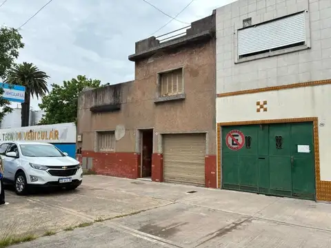 Galpón en Venta en Mataderos, CABA