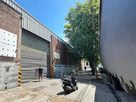Galpón en Alquiler en Parque Avellaneda, Capital Federal