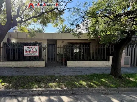 Casa en Alquiler en Villa Sarmiento, Partido de Morón