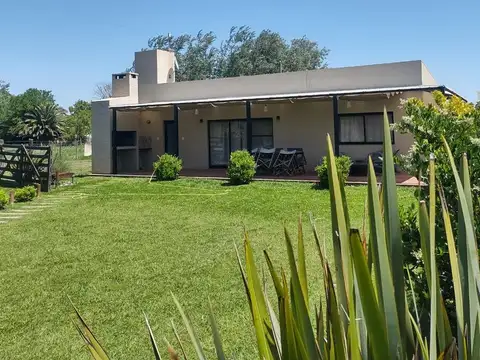 Casa en Venta en Antelo, Victoria