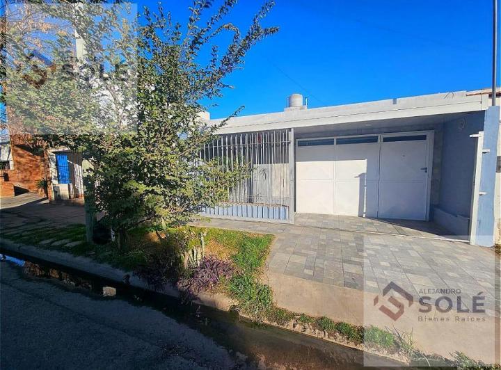 Casa · 85m² · 5 Ambientes