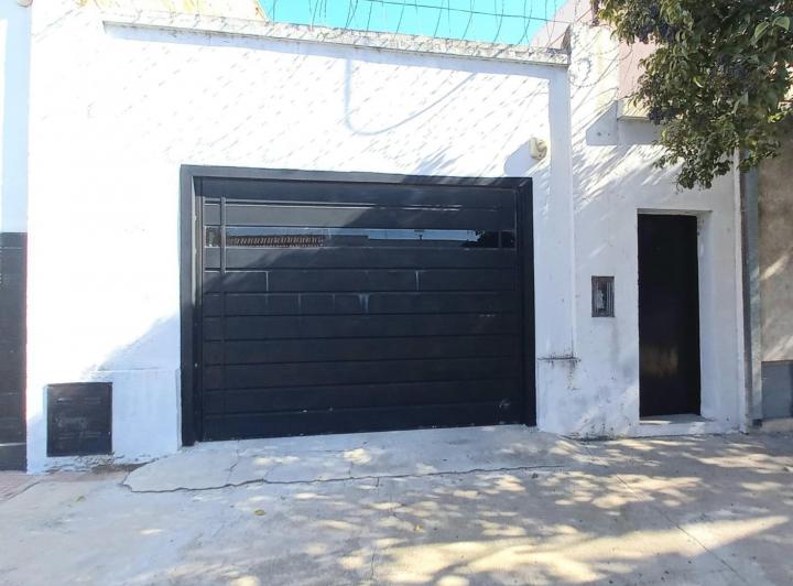 Casa · 105m² · 5 Ambientes · 1 Cochera