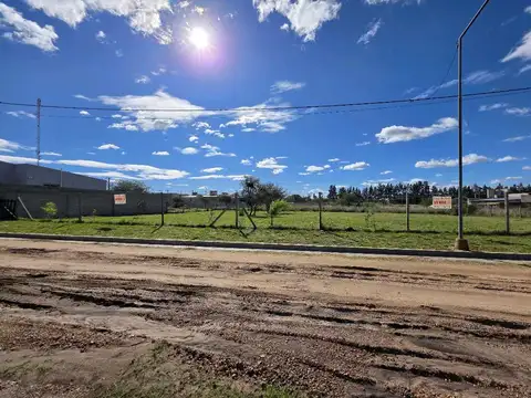 Terreno en Venta en Concepción del Uruguay, Uruguay