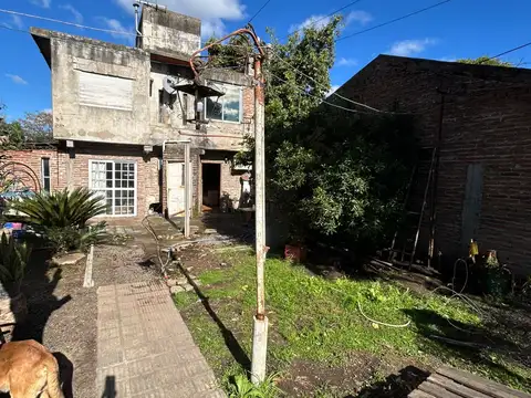Casa en Venta en Lambertucci, Belen de Escobar