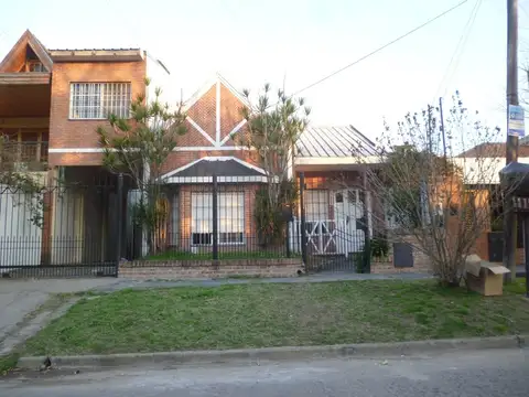 Casa en Venta en Adrogue, Partido de Almirante Brown