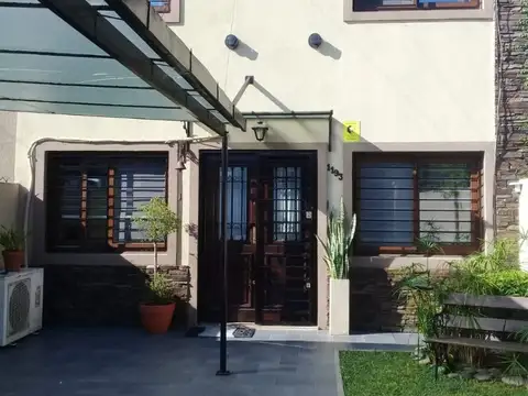 Casa en Venta en Burzaco, Partido de Almirante Brown