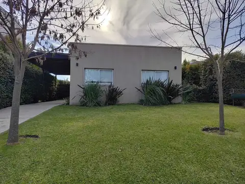 Casa en Venta en Pilar del Este - Santa Elena, Countries y Barrios Cerrados en Pilar