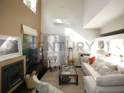 Casa en Venta en City Bell, Partido de La Plata