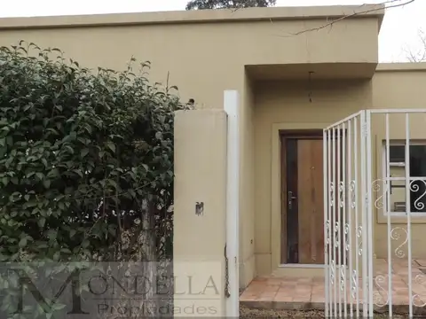 Casa en Venta en Villa Gobernador Udaondo, Partido de Ituzaingó