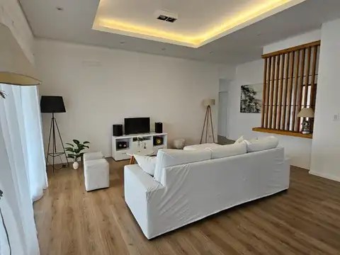 Casa en Venta en Santo Tomas, Countries y Barrios Cerrados en Pilar