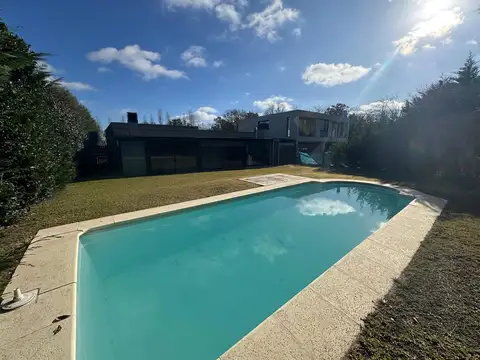 Casa en Venta en Pilar del Este - Santa Guadalupe, Countries y Barrios Cerrados en Pilar