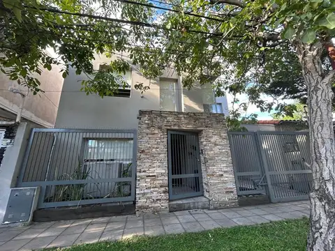 Casa en Venta en Castelar Norte, Castelar