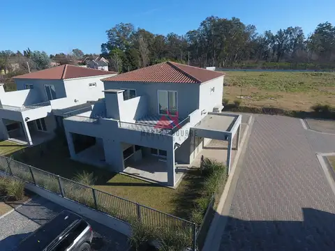 Casa en Venta en La Lonja, Partido de Pilar