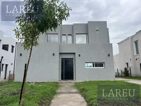 Casa en Venta en Pilar Del Este, Countries y Barrios Cerrados en Pilar