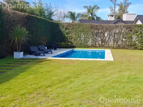 Casa en Venta en Las Condes, Countries y Barrios Cerrados en Pilar