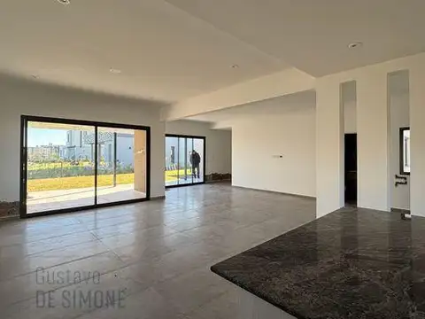 Casa en Venta en San Felipe, Countries y Barrios Cerrados en Ezeiza