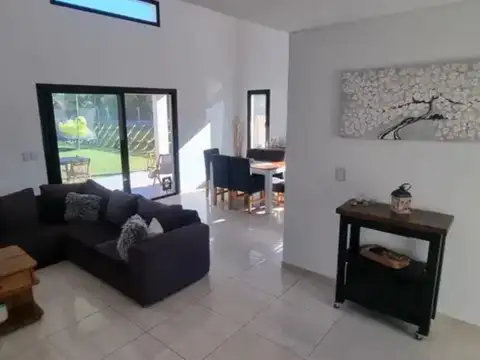 Casa en Venta en Pilar Del Este - Santa Elisa, Countries y Barrios Cerrados en Pilar