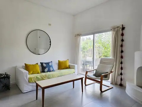 Casa en Venta en Santa Maria De Los Olivos, Countries y Barrios Cerrados en Malvinas Argentinas