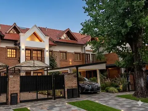 Casa en Venta en Ciudad Jardin del Palomar, Partido de Tres de Febrero