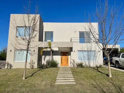 Casa en Venta en Santa Isabel, Countries y Barrios Cerrados en Escobar