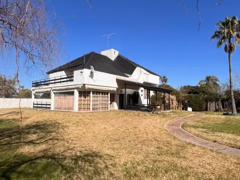 Casa en Venta en De Vicenzo Grande, Del Viso