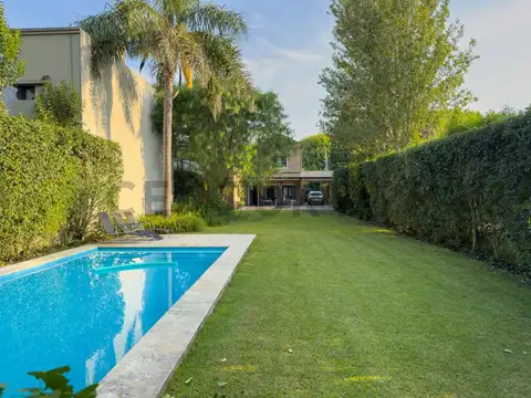 Casa en Venta en City Bell, Partido de La Plata