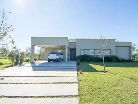 Casa en Venta en El Naudir, Countries y Barrios Cerrados en Escobar