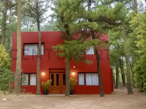 Casa en Venta en Mar de las Pampas, Partido de Villa Gesell