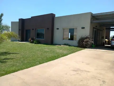 Casa en Venta en San Roque, Countries y Barrios Cerrados en Lujan