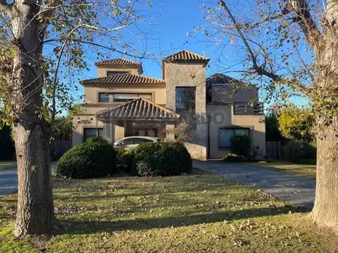 Casa en Venta en El Lauquen Club De Campo, Canning