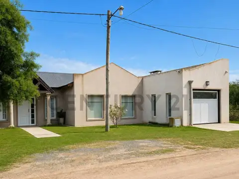 Casa en Venta en Roque Perez, Partido de Roque Pérez