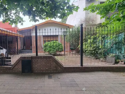 Casa en Venta en Ciudad Jardin del Palomar, Partido de Tres de Febrero