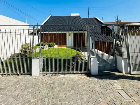 Casa en Venta en Moron Sur, Moron