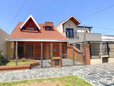 Casa en Venta en Burzaco, Partido de Almirante Brown