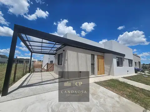 Casa en Venta en Pilar Del Este - Santa Elisa, Countries y Barrios Cerrados en Pilar