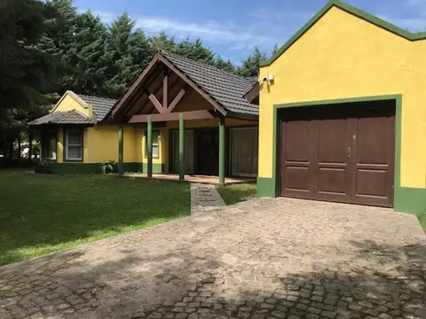Casa en Venta en Parque Sakura, Countries y Barrios Cerrados en Exaltacion de la Cruz
